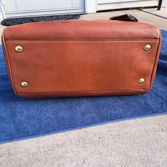 Coach Legacy Haley Carryall in burnished amber & brass hardware - Picture 10 of 11